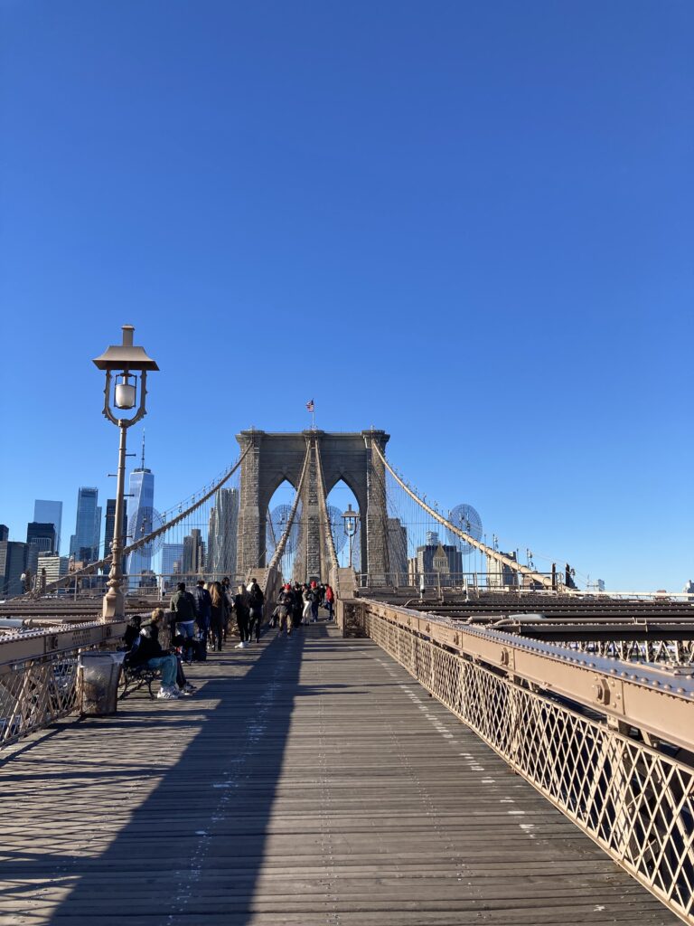 new york met kinderen: met de fiets wandelen over brooklyn bridge